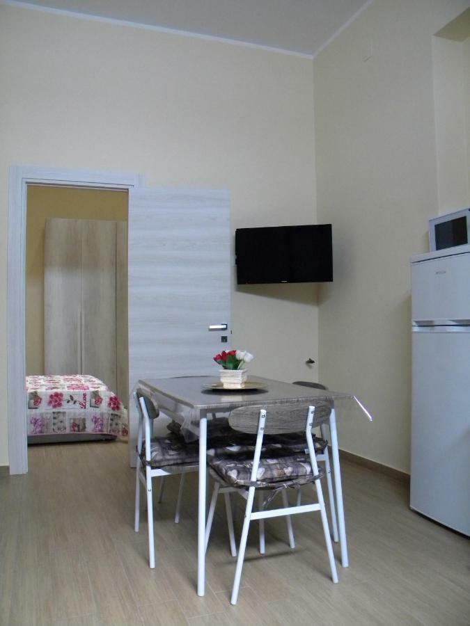 La Casetta Del Viale 13 팔레르모 외부 사진